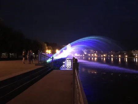 Illuminated fountains in Ternopil